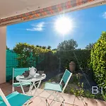 דירה Spacious Pool And Parking *