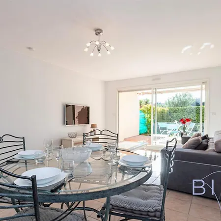 Spacious Pool And Parking Antibes